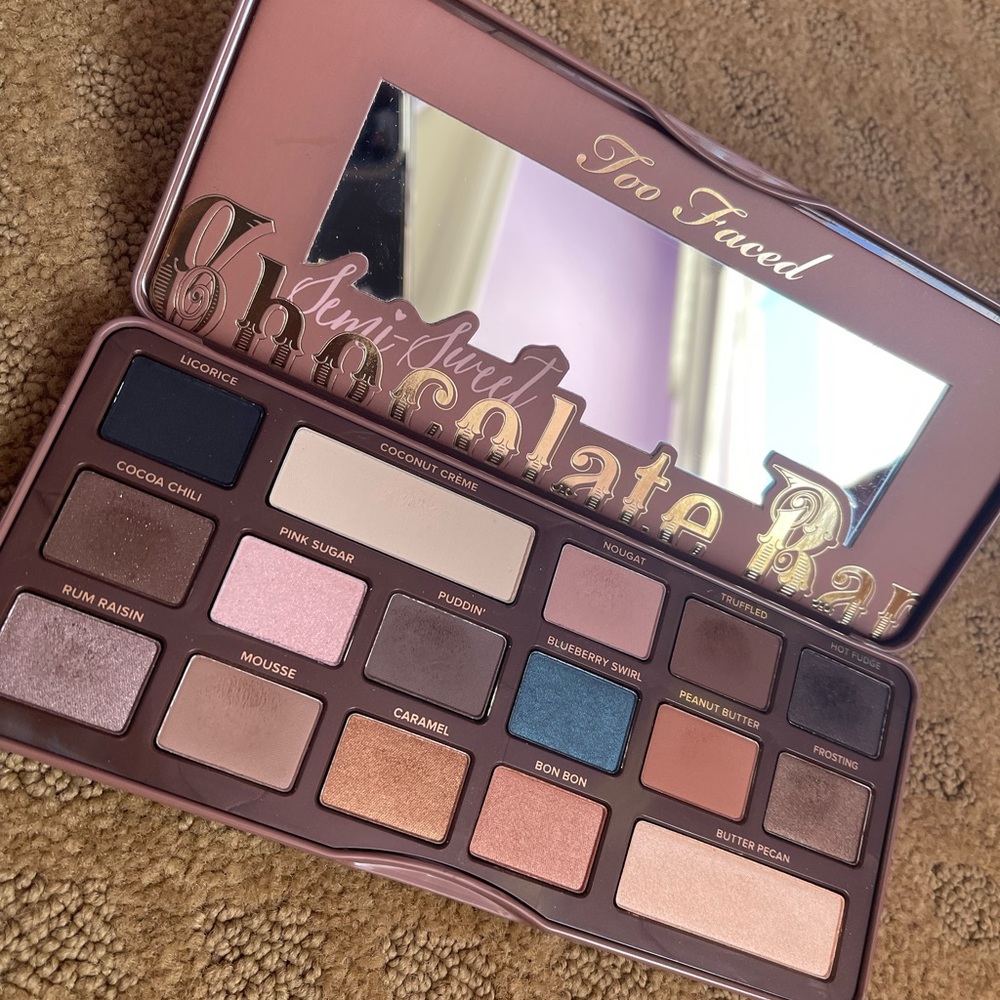 Too Faced Semi Sweet Chocolate Bar Palette
